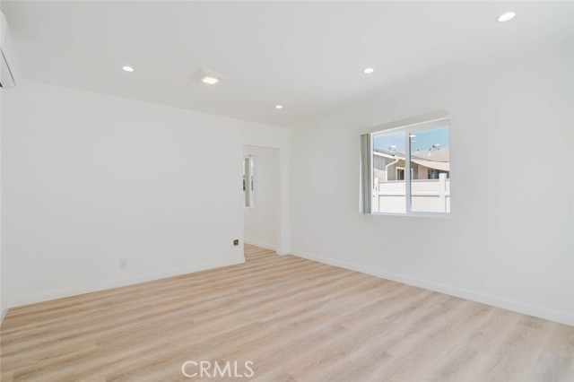 13138 Corcoran photo 9