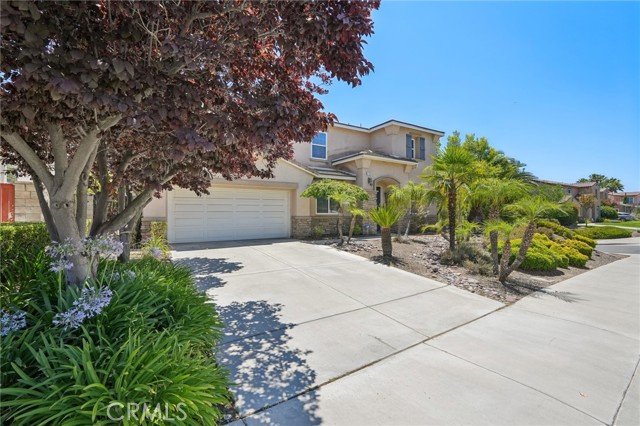 Detail Gallery Image 3 of 55 For 31923 Pepper Tree St, Winchester,  CA 92596 - 5 Beds | 3/1 Baths
