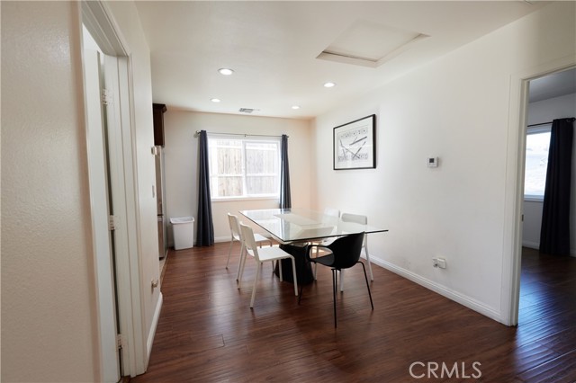 7712 Young Avenue, Rosemead CA: https://media.crmls.org/medias/df797011-78da-4715-9c61-967d2bd482b2.jpg