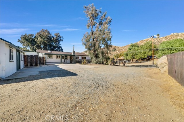 Detail Gallery Image 3 of 49 For 41209 Gibbel Rd, Hemet,  CA 92544 - 3 Beds | 2/1 Baths