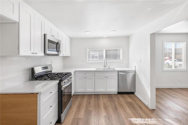 Detail Gallery Image 10 of 34 For 347 N Garfield, Corona,  CA 92882 - 2 Beds | 1 Baths