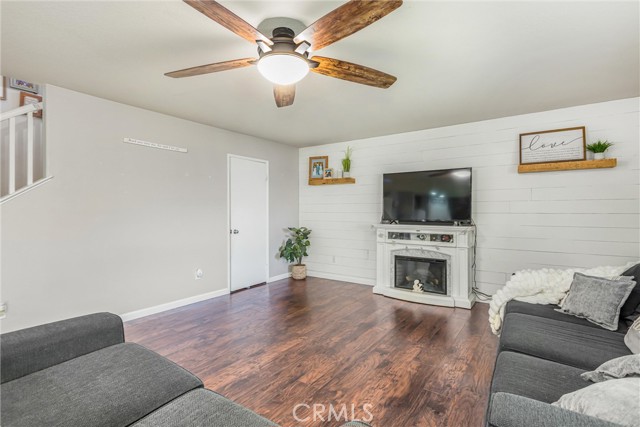 Image 6 of 41 For 30438 Warm Lodge Court Court