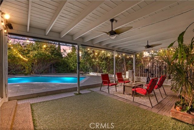 Detail Gallery Image 1 of 41 For 6213 Enfield Ave, Encino,  CA 91316 - 4 Beds | 2 Baths