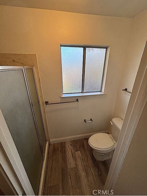 Detail Gallery Image 16 of 22 For 1859 S Karen Ave, Fresno,  CA 93727 - 4 Beds | 2/1 Baths