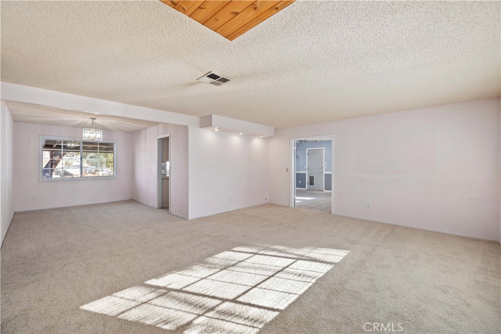 MLS #SR25262351 image #3