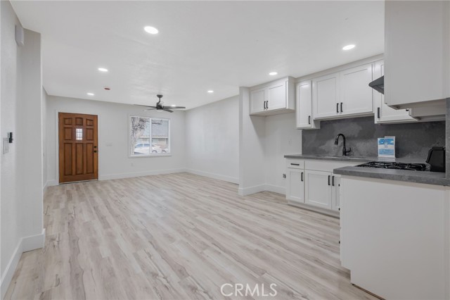 Detail Gallery Image 12 of 31 For 12423 407 Ave, Cutler,  CA 93615 - 2 Beds | 1 Baths