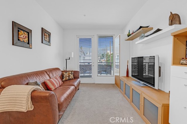 Detail Gallery Image 17 of 37 For 201 E Angeleno Ave #326,  Burbank,  CA 91502 - 2 Beds | 1 Baths