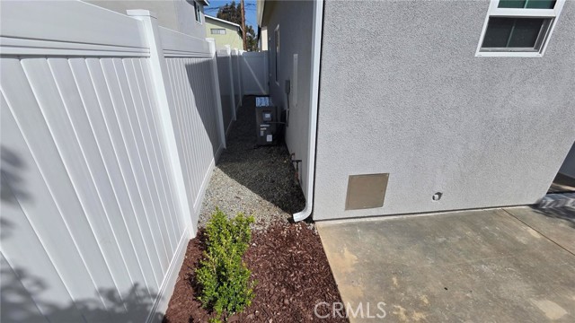 Detail Gallery Image 12 of 12 For 988 El Camino #106,  Costa Mesa,  CA 92626 - 3 Beds | 2 Baths