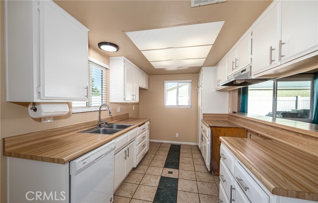 Detail Gallery Image 7 of 17 For 935 Olive Ave, Beaumont,  CA 92223 - 3 Beds | 2 Baths