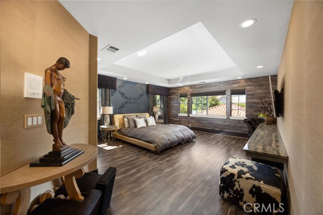 451 W Le Roy Avenue, Arcadia CA: https://media.crmls.org/medias/df7bfcbf-d457-4d61-920c-8d44f85eedde.jpg