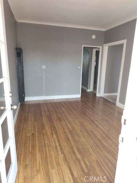 2236 Lime Avenue, Long Beach CA: https://media.crmls.org/medias/df7c2dc9-6e0e-4e6b-a70a-6e910fb38b90.jpg