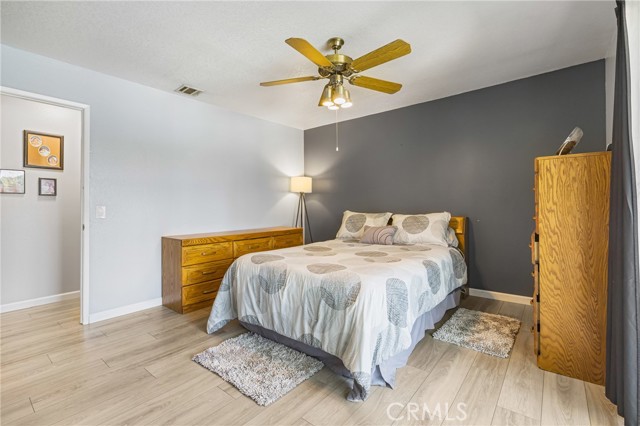 2951 S Plainfield Place, Ontario CA: https://media.crmls.org/medias/df7c9cd7-bc09-40ee-803b-09ca354f54c2.jpg