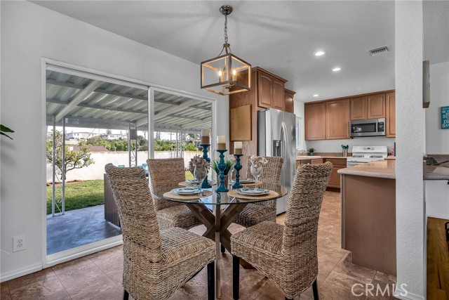 508 Rindge Lane, Redondo Beach, California 90278, 3 Bedrooms Bedrooms, ,1 BathroomBathrooms,Residential,Sold,Rindge,SB22250800