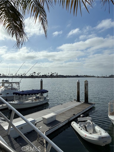 Detail Gallery Image 4 of 39 For 263 Ginevra, Long Beach,  CA 90803 - 3 Beds | 2 Baths