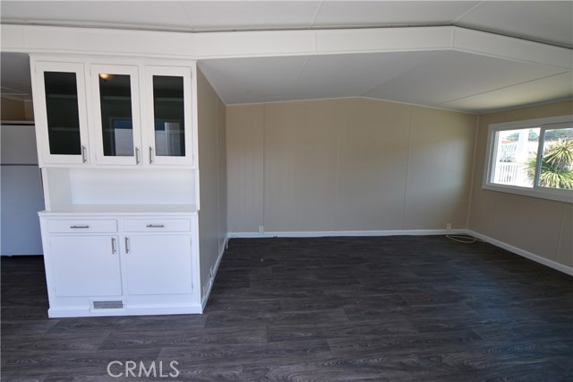 Detail Gallery Image 4 of 23 For 109 First Ave #3,  Pacifica,  CA 94044 - 1 Beds | 1 Baths