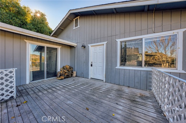 Detail Gallery Image 1 of 30 For 14350 Ridge Rd, Clearlake,  CA 95422 - 2 Beds | 2 Baths