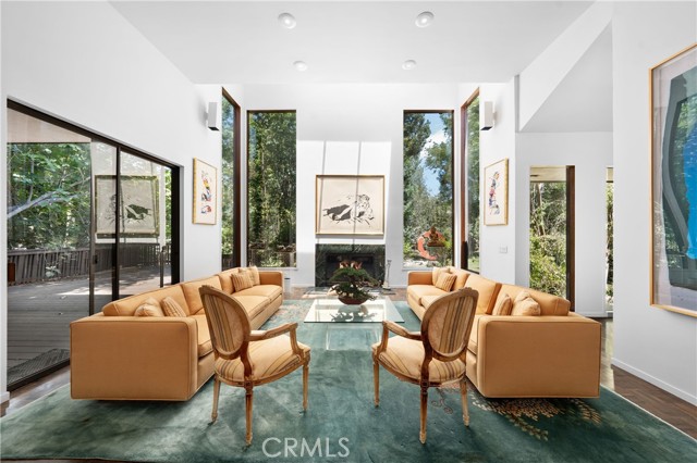 24865 Long Valley Road, Hidden Hills CA: https://media.crmls.org/medias/df81bac9-ad9a-4c9b-bb95-11234c398946.jpg