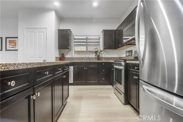 Detail Gallery Image 17 of 37 For 16768 Olive Tree, Fontana,  CA 92336 - 4 Beds | 3 Baths