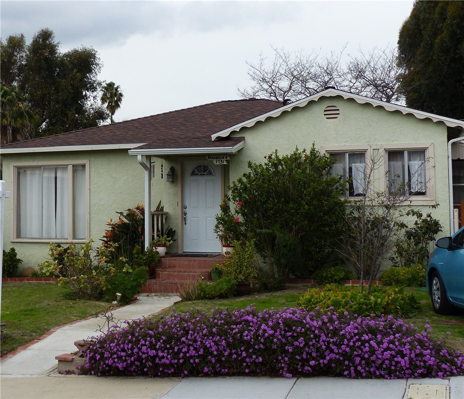 1751 10th Street, Manhattan Beach, California 90266, 3 Bedrooms Bedrooms, ,2 BathroomsBathrooms,Residential,Sold,10th,SB17000147