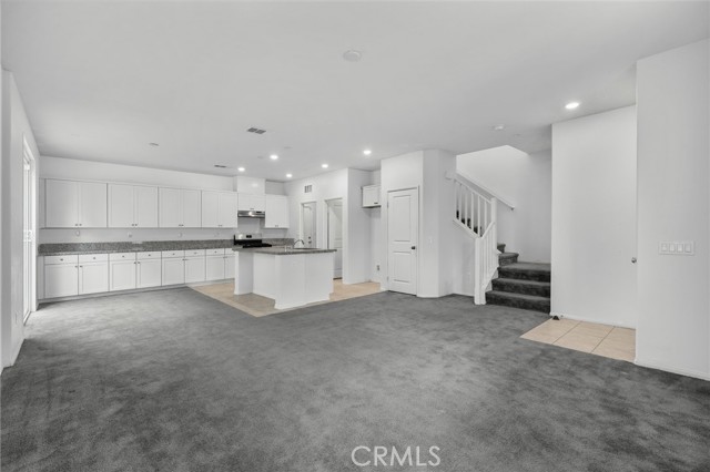 Detail Gallery Image 5 of 22 For 2017 Juniper Ln, Colton,  CA 92324 - 3 Beds | 2/1 Baths