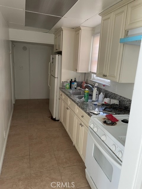 10015 Marcus Avenue photo 5