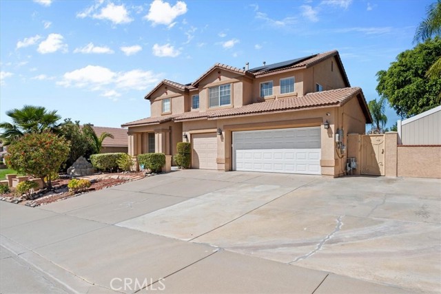 Detail Gallery Image 2 of 48 For 12059 Franklin, Moreno Valley,  CA 92557 - 5 Beds | 3 Baths