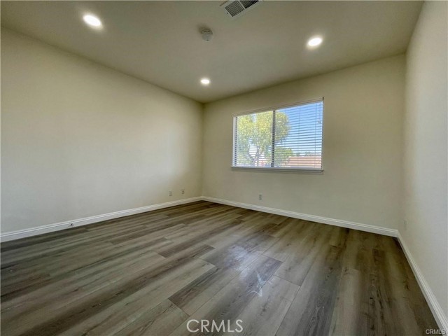 Detail Gallery Image 16 of 20 For 1649 Ironwood Pl #C,  Corona,  CA 92879 - 2 Beds | 2 Baths