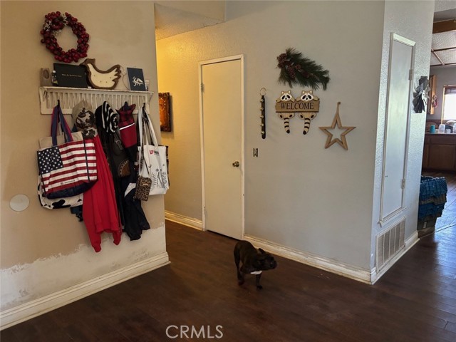 11502 Laurel Oak Road, Victorville CA: https://media.crmls.org/medias/df865ab6-8beb-414b-9b7d-7a200b64ae4f.jpg