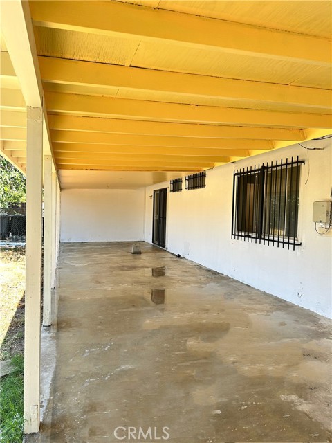 1185 Sapphire Place, Hemet CA: https://media.crmls.org/medias/df8903ed-6889-4069-bc26-c5ebade47070.jpg