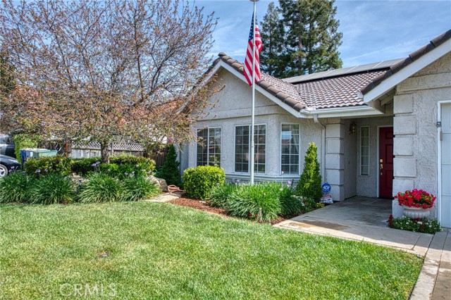 Detail Gallery Image 4 of 35 For 335 Mckelvy, Clovis,  CA 93611 - 4 Beds | 2 Baths