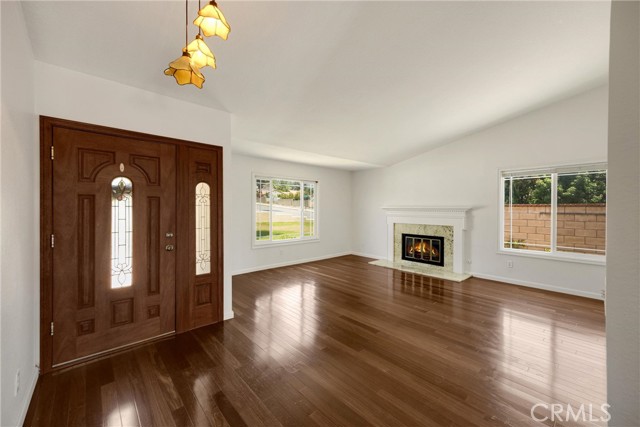 Image 3 of 64 For 8291 Jennet Street