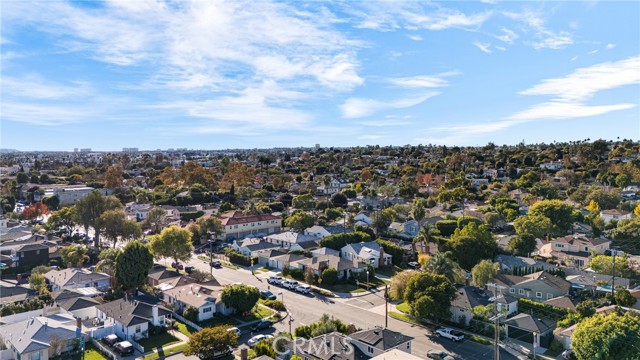 Detail Gallery Image 32 of 35 For 9400 Kramerwood Pl, Los Angeles,  CA 90034 - 3 Beds | 2 Baths