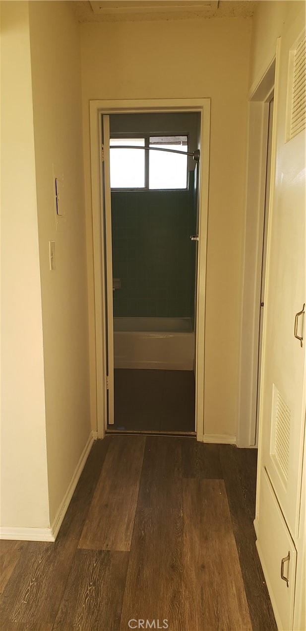 Detail Gallery Image 5 of 11 For 834 S Greenwood Ave #B,  Montebello,  CA 90640 - 2 Beds | 1 Baths