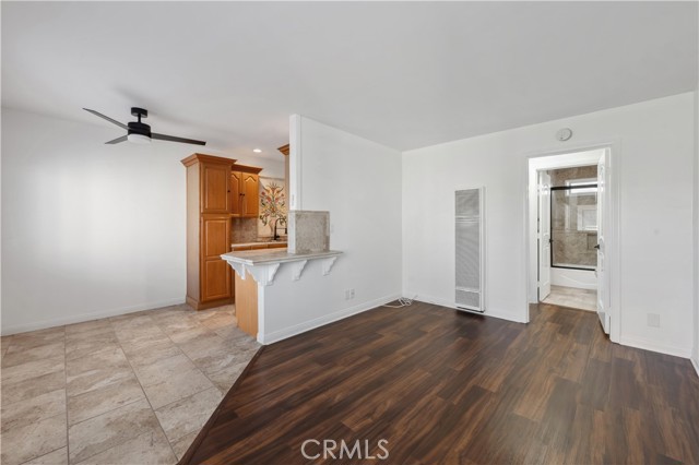 20917 Amie Avenue, Torrance CA: https://media.crmls.org/medias/df8d0b8c-927d-44dd-9a37-a1f27204b7c7.jpg