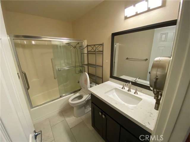 Detail Gallery Image 17 of 27 For 15920 Alta Vista Dr. F, La Mirada,  CA 90638 - 2 Beds | 2 Baths