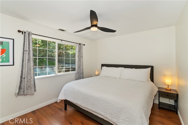 1348 Manzanita Way, Lake Arrowhead CA: https://media.crmls.org/medias/df8d3041-bfe8-4bbc-91c7-77f3f794b8fb.jpg