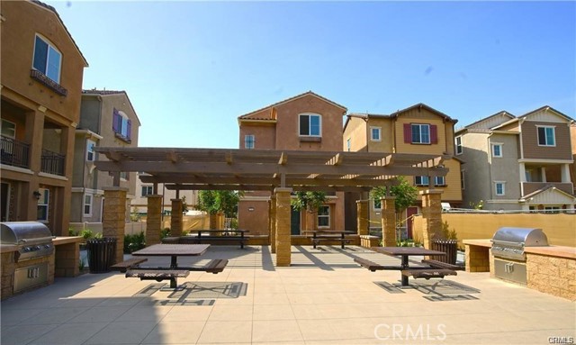 Detail Gallery Image 17 of 18 For 710 Banyan Way, Pomona,  CA 91767 - 3 Beds | 3 Baths