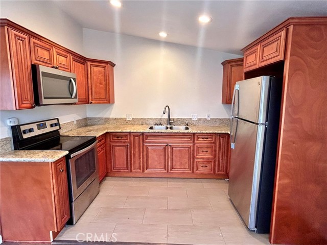 Detail Gallery Image 8 of 32 For 23745 Newport Dr, Menifee,  CA 92587 - 2 Beds | 1 Baths