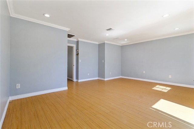 Detail Gallery Image 6 of 13 For 12008 Ratner, North Hollywood,  CA 91605 - 2 Beds | 1 Baths