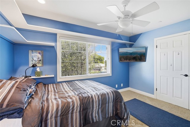 Detail Gallery Image 22 of 53 For 2033 Holiday, Newport Beach,  CA 92660 - 5 Beds | 7/1 Baths