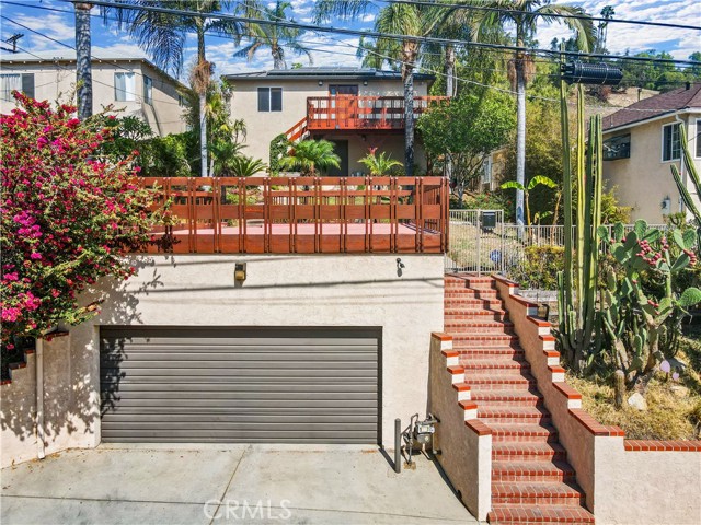 Detail Gallery Image 1 of 1 For 2474 Endicott St, Los Angeles,  CA 90032 - 2 Beds | 2 Baths