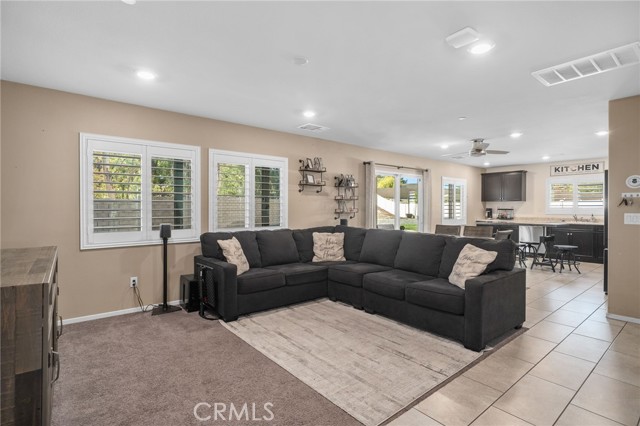 Detail Gallery Image 5 of 33 For 1260 Corte Del Sol, San Jacinto,  CA 92582 - 3 Beds | 2/1 Baths