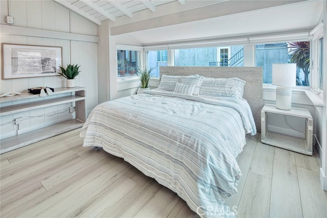 Detail Gallery Image 30 of 40 For 410 Acacia, Corona Del Mar,  CA 92625 - 2 Beds | 2 Baths