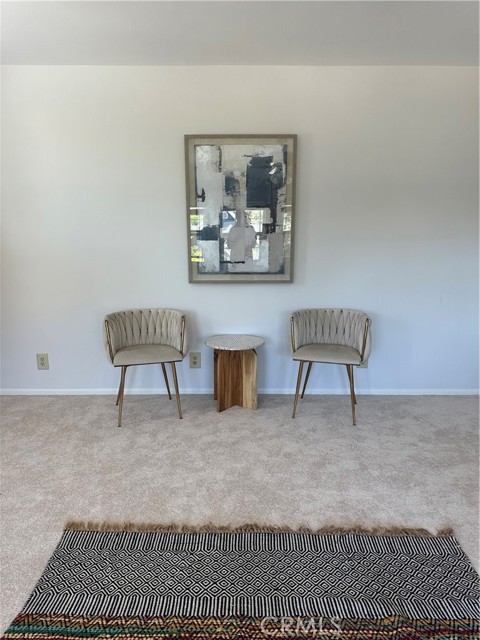 Detail Gallery Image 9 of 13 For 1125 Churchs Ct, Burbank,  CA 91501 - 3 Beds | 3 Baths