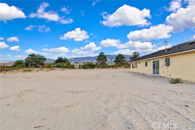 Detail Gallery Image 21 of 27 For 9243 Palomar Trl, Lucerne Valley,  CA 92356 - 3 Beds | 2 Baths