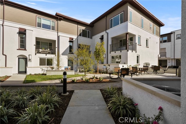 4881 Canyon View, San Diego CA: https://media.crmls.org/medias/df944234-eb48-444e-ac79-f675b920512a.jpg
