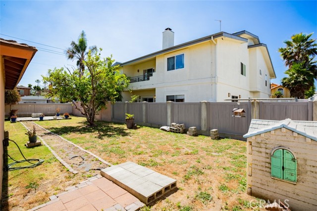 2405 Vail Avenue, Redondo Beach, California 90278, 3 Bedrooms Bedrooms, ,2 BathroomsBathrooms,Residential,Sold,Vail,DW23132215