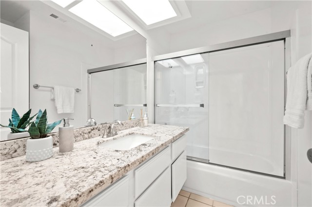 Detail Gallery Image 12 of 18 For 44370 Buttercup Ln, La Quinta,  CA 92253 - 3 Beds | 2 Baths