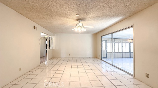 1702 E Bach Street, Carson CA: https://media.crmls.org/medias/df960384-6224-45a3-84c5-1059c376c8d7.jpg