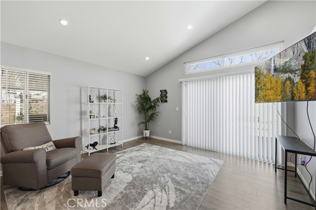 2709 Sandstone Court, Palmdale CA: https://media.crmls.org/medias/df968675-ac22-40f2-9382-bd5b3b7d8ea1.jpg